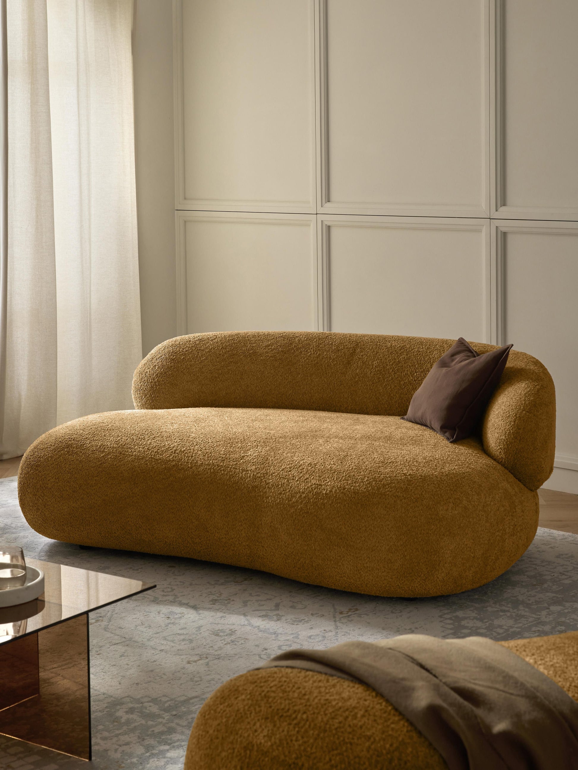 Alva 2-Seater Sofa in Teddy Bouclé