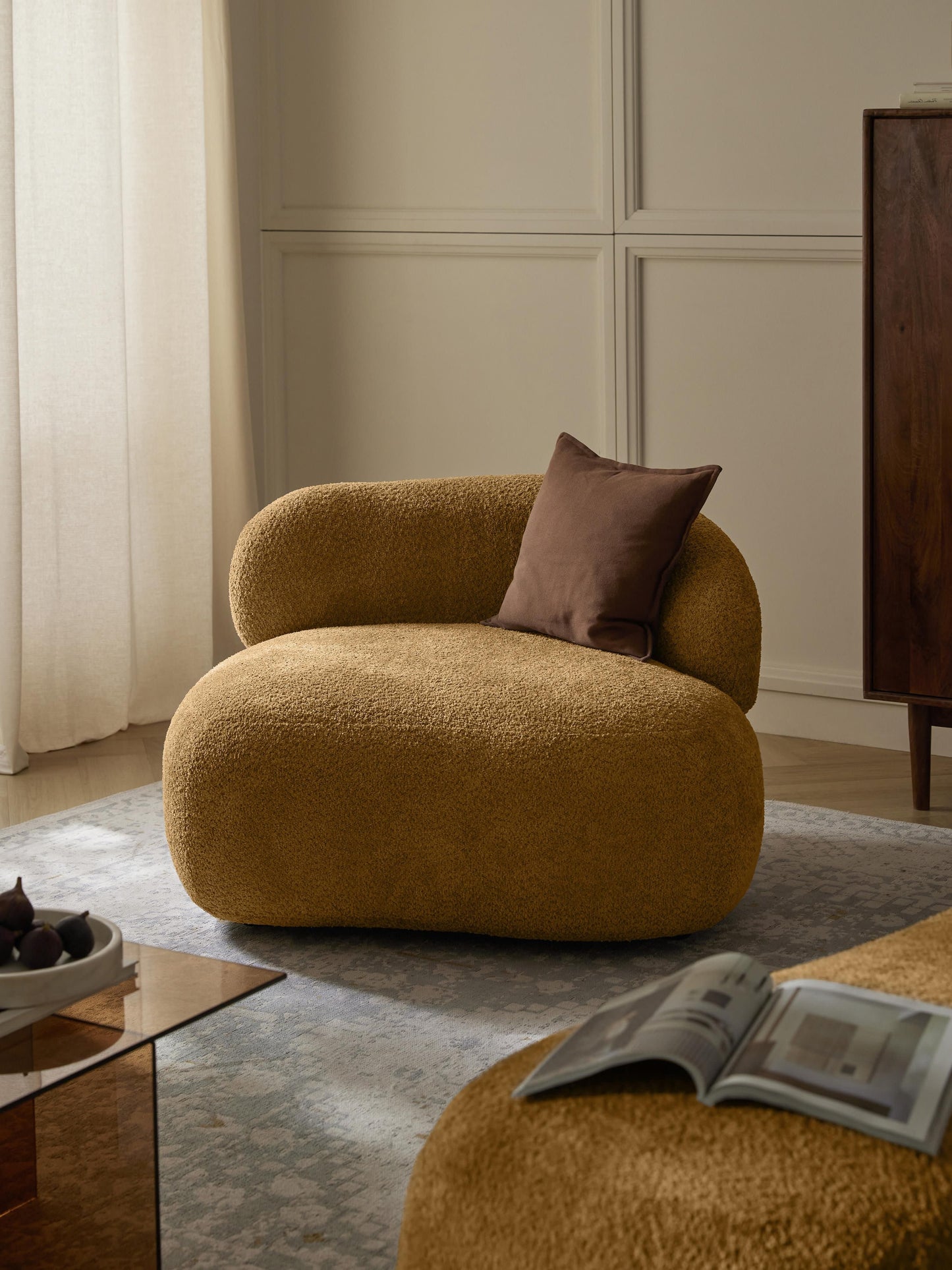 Alva Lounge Chair in Teddy Bouclé