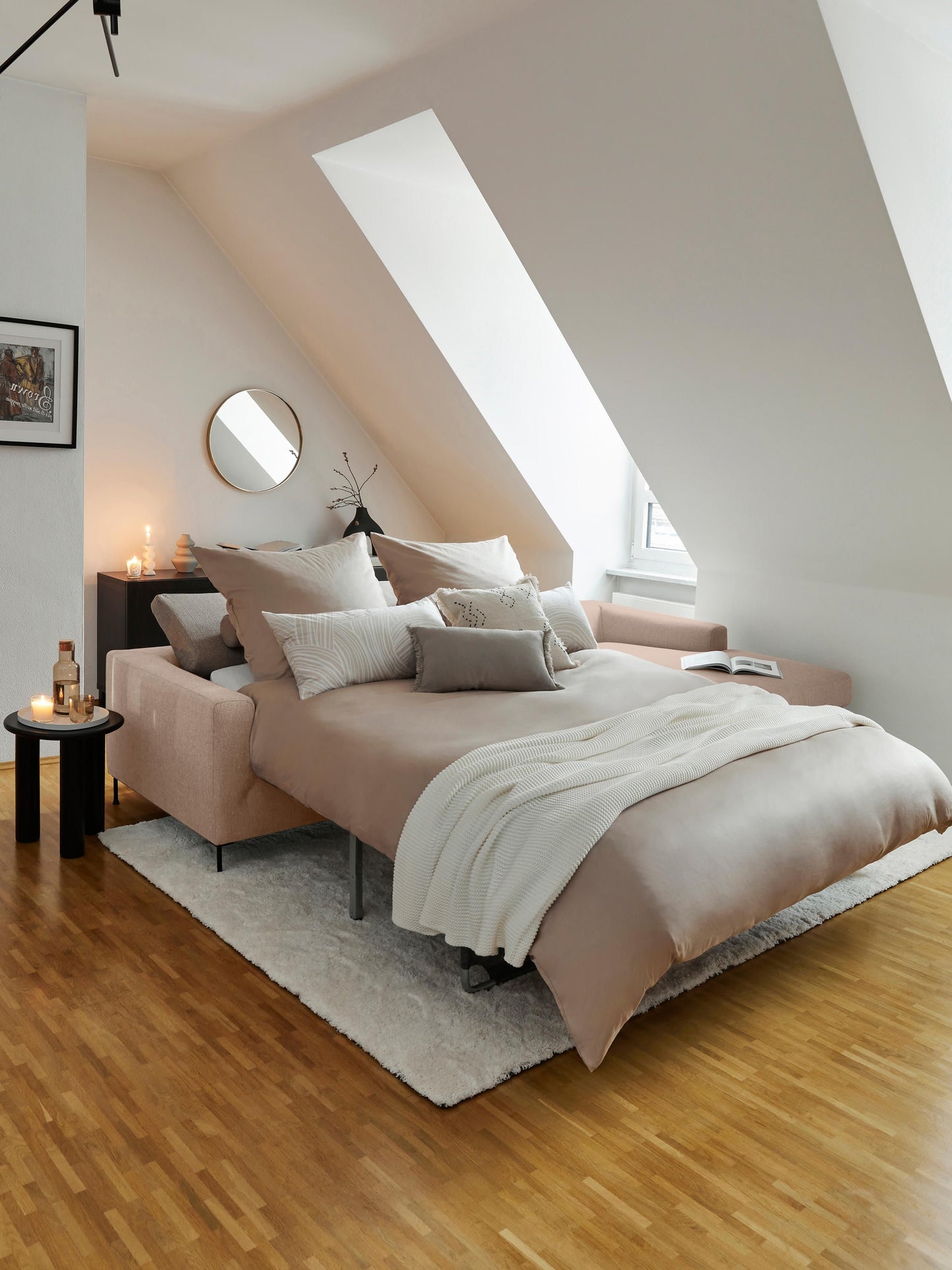 Cucida Sofa Bed (3-Seater) with Mattress