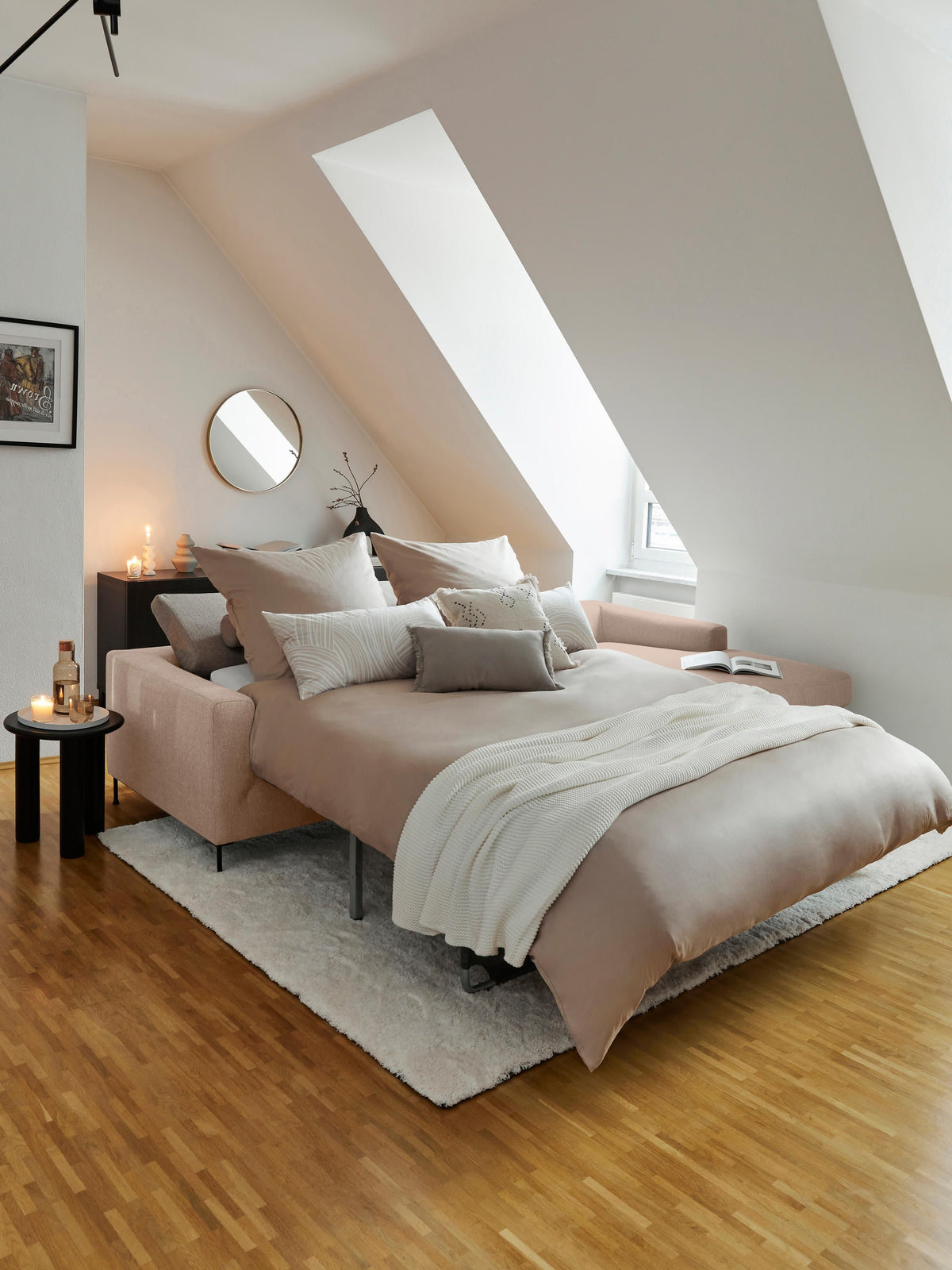 Cucida Sofa Bed (3-Seater) with Mattress