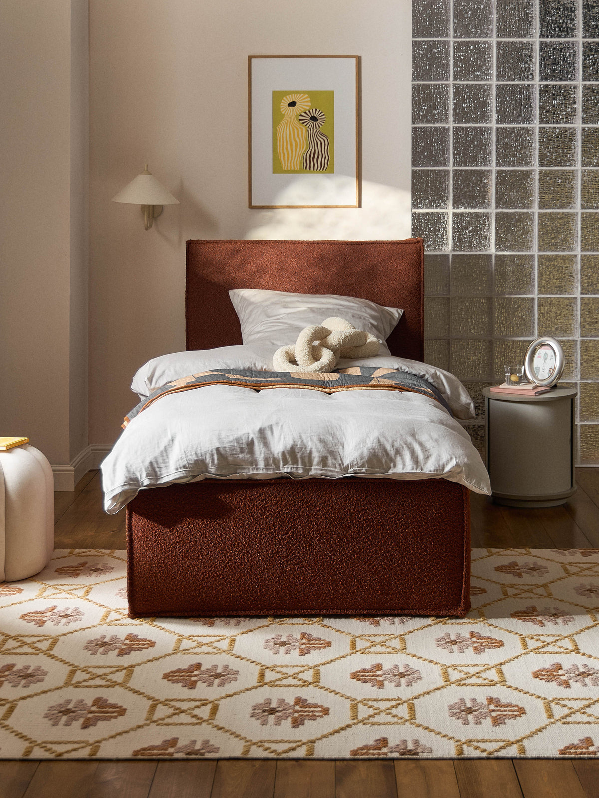 Dreanne Bouclé Single Bed