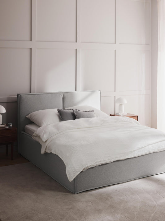 Dreanne Upholstered Bed