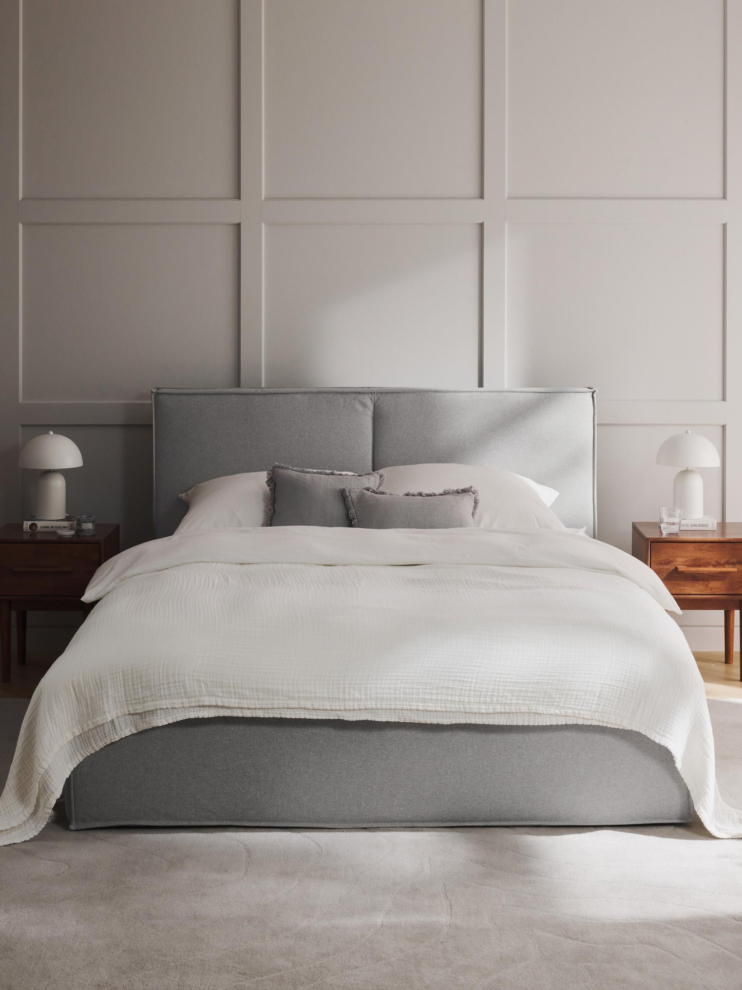 Dreanne Upholstered Bed with Storage
