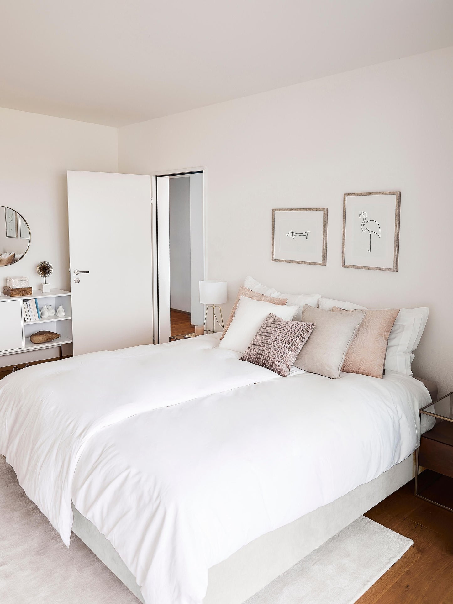 Enyra Box Spring Bed