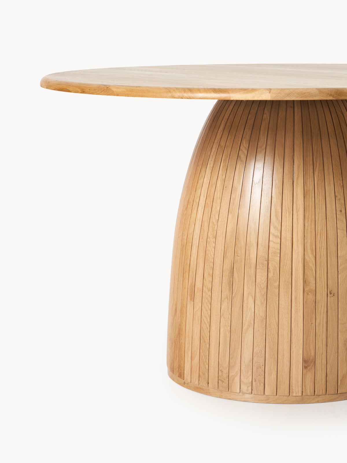Nellin Round Dining Table with Fluted Texture, in Various Sizes