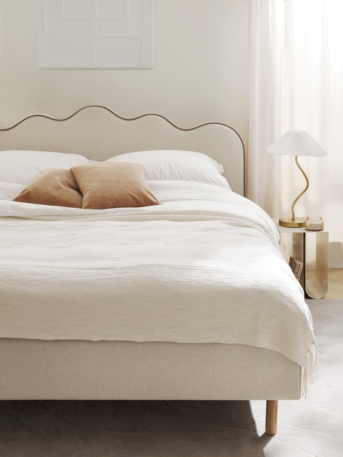 Romelle Upholstered Bed with Wavy Headboard
