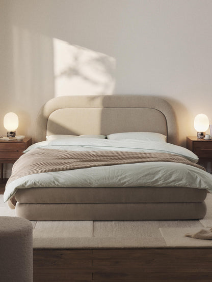 Solomin Upholstered Bed